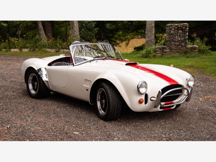 Thumbnail Photo undefined for 1965 AC Cobra